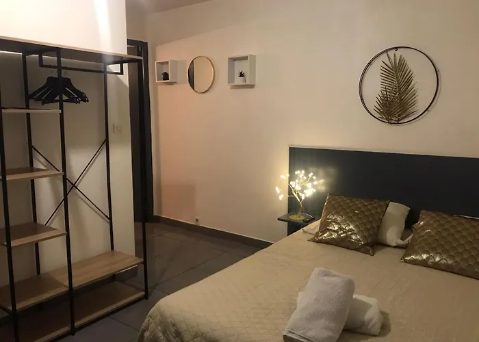 Dore Apartment Alencon